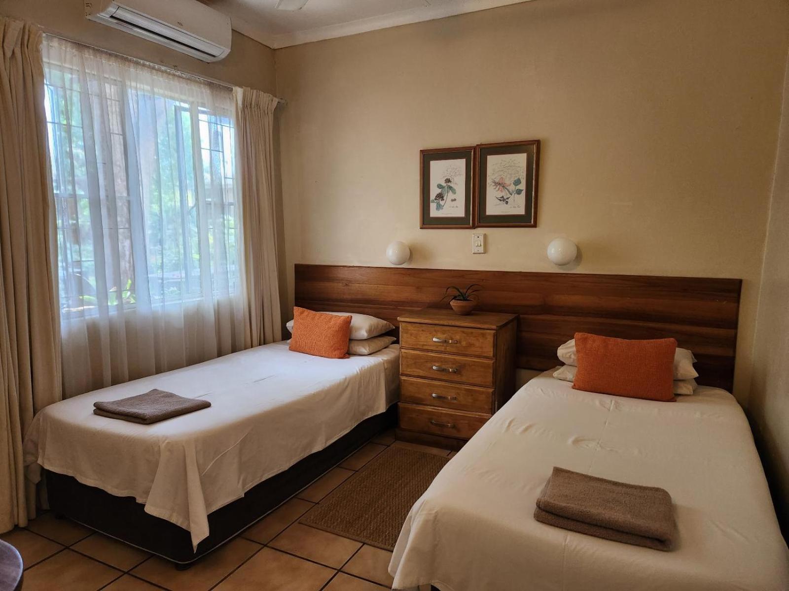 River Cottage Lodge Малелане Номер фото