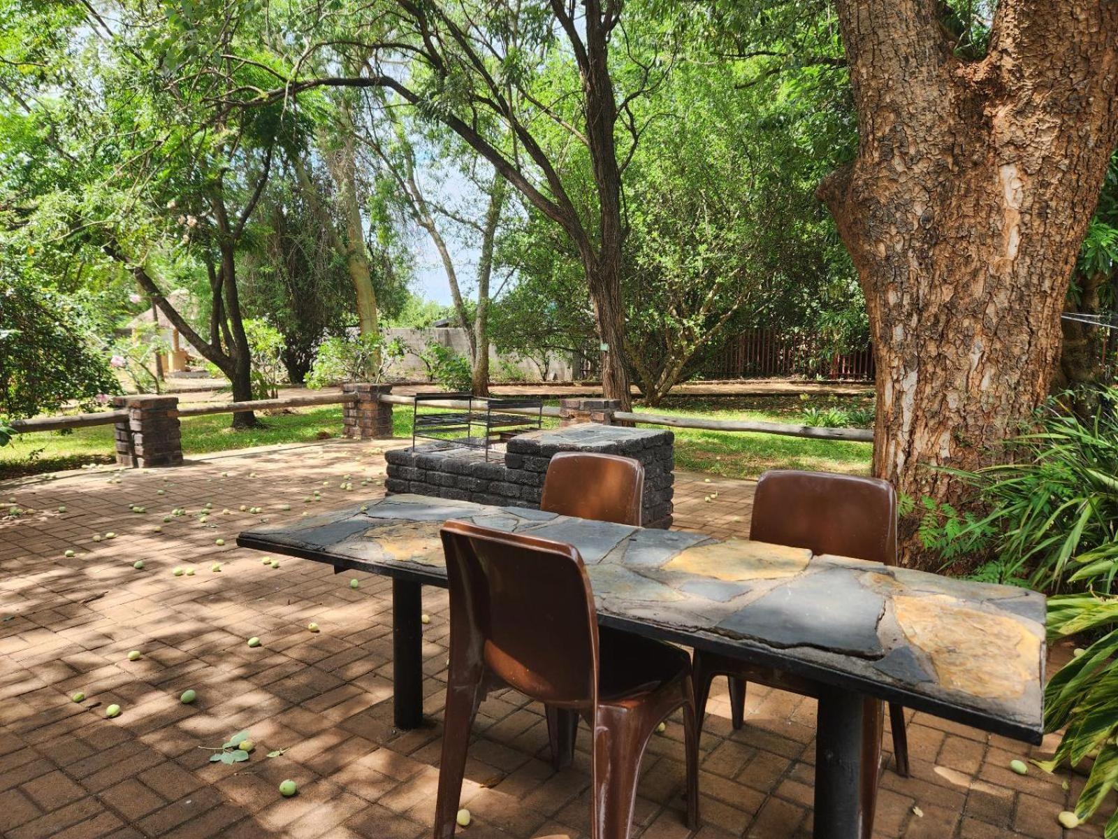 River Cottage Lodge Малелане Номер фото